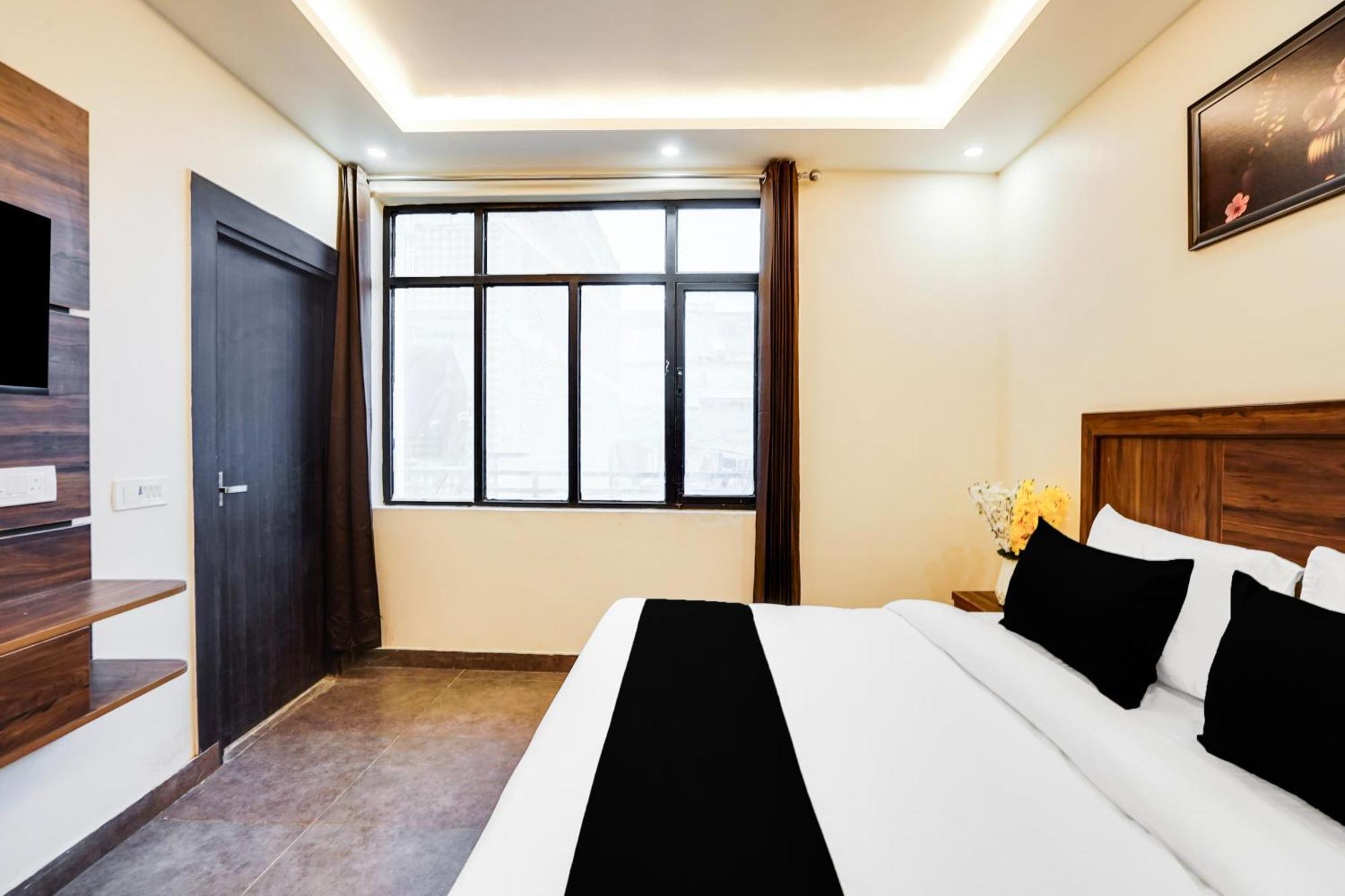 فندق Super Townhouse The Royal Casa غازي أباد المظهر الخارجي الصورة