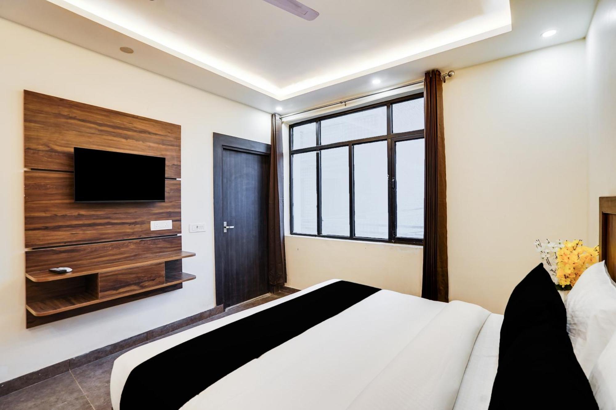فندق Super Townhouse The Royal Casa غازي أباد المظهر الخارجي الصورة
