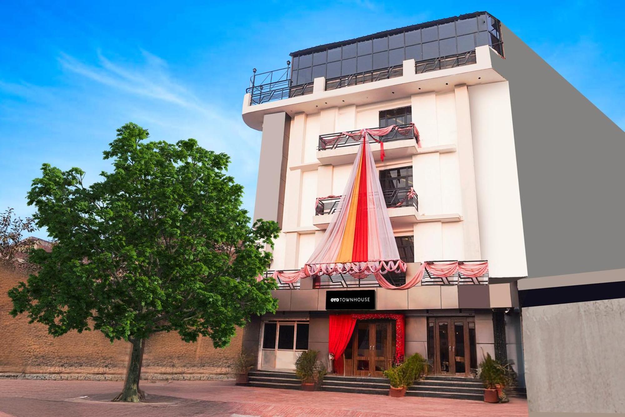 فندق Super Townhouse The Royal Casa غازي أباد المظهر الخارجي الصورة