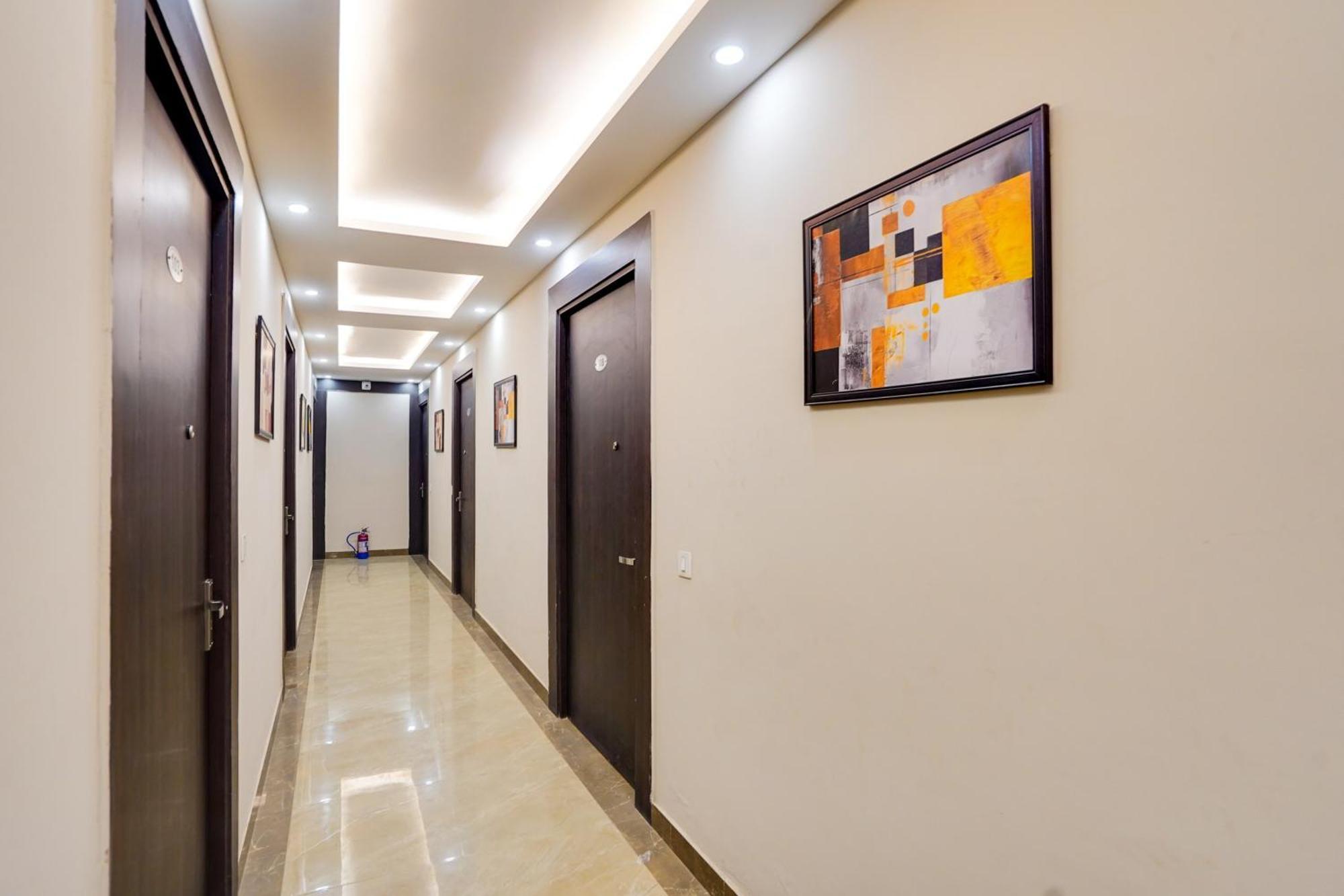 فندق Super Townhouse The Royal Casa غازي أباد المظهر الخارجي الصورة