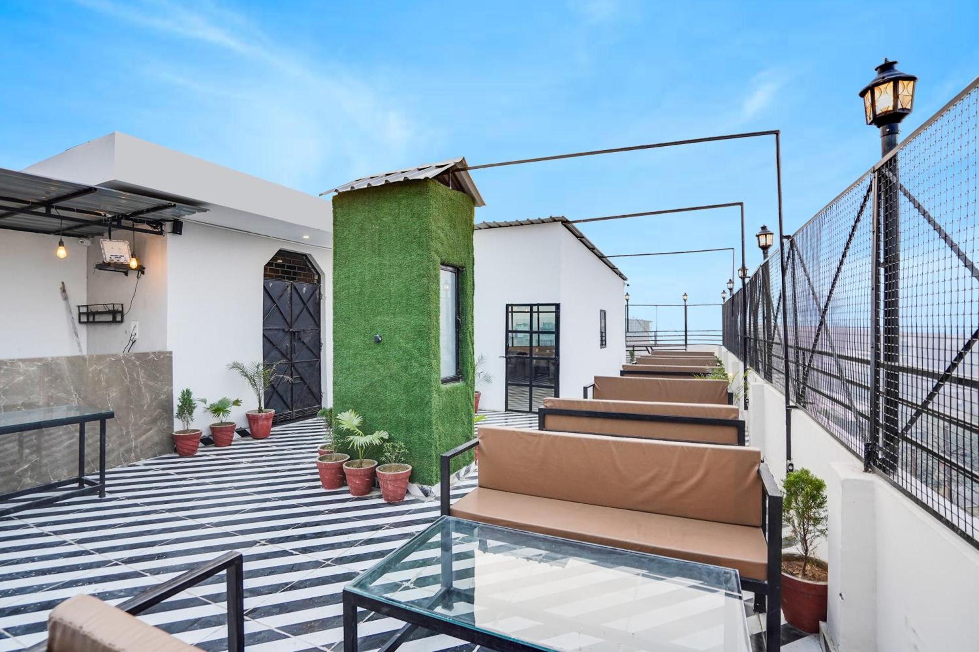 فندق Super Townhouse The Royal Casa غازي أباد المظهر الخارجي الصورة